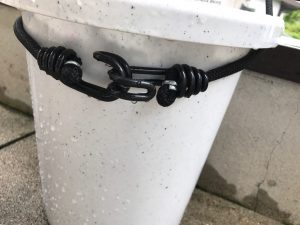 ホームセンターで購入した固定用ロープです